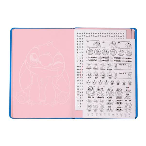 Cuaderno A5 Stitch Mooving en ABC Librería y Juguetería